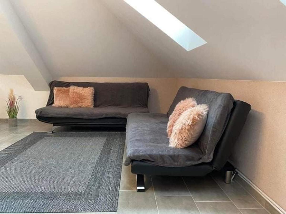 Greta Lux Apartman Apartment ไฮจ์ดุสโซบอสโล ภายนอก รูปภาพ